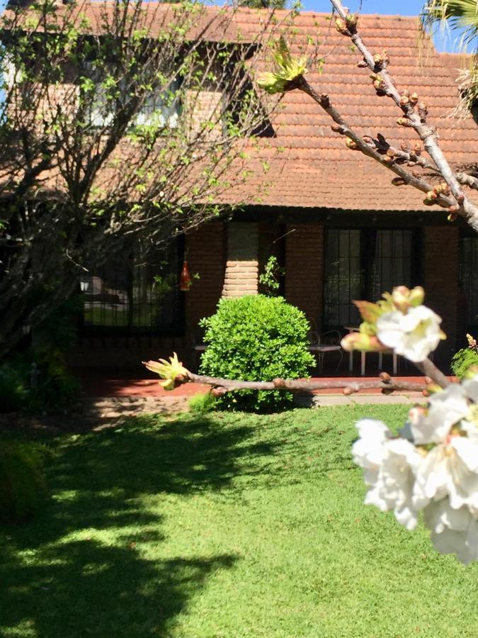 Гостевой дом Casa De Huespedes El Trebol De Ezeiza La Union Экстерьер фото